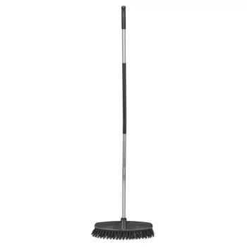 FISKARS Ergonomic seprű, ívelt nyéllel