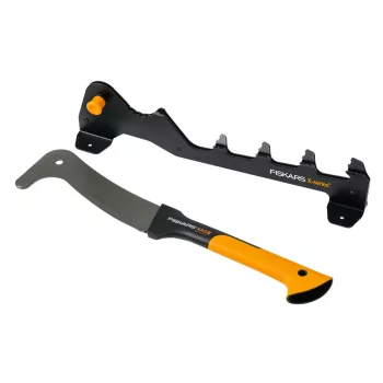   FISKARS X-Series falra rögzíthető gyújtósaprító & WoodXpert XA3 gallyazókés