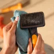 FISKARS PetCare kisállat szőrbontó kefe (16 cm)